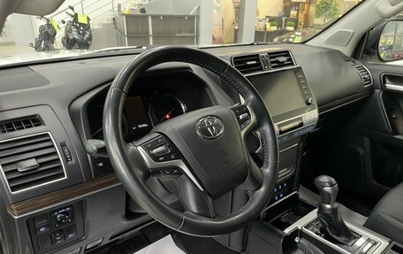 Toyota Land Cruiser Prado 150 рестайлинг 2, 2020 год, 5 547 000 рублей, 12 фотография