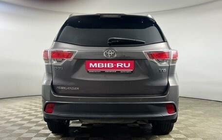 Toyota Highlander III, 2014 год, 3 095 000 рублей, 4 фотография