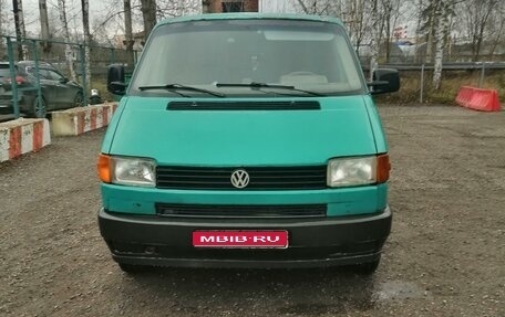 Volkswagen Transporter T4, 1995 год, 489 000 рублей, 1 фотография