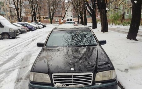 Mercedes-Benz C-Класс, 1993 год, 275 000 рублей, 1 фотография