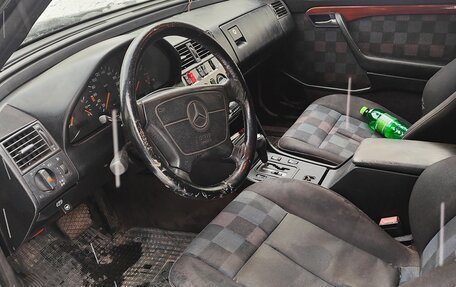 Mercedes-Benz C-Класс, 1993 год, 275 000 рублей, 5 фотография