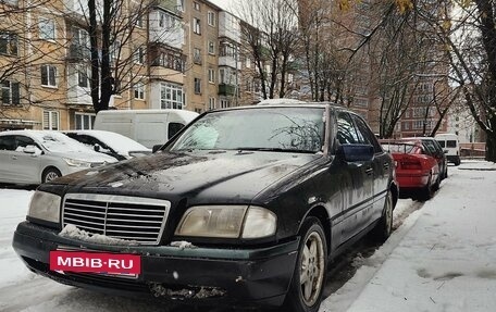 Mercedes-Benz C-Класс, 1993 год, 275 000 рублей, 4 фотография