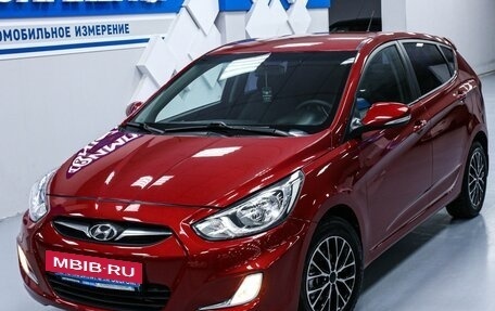 Hyundai Solaris II рестайлинг, 2012 год, 998 000 рублей, 4 фотография