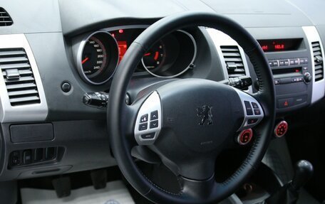 Peugeot 4007, 2008 год, 928 000 рублей, 9 фотография