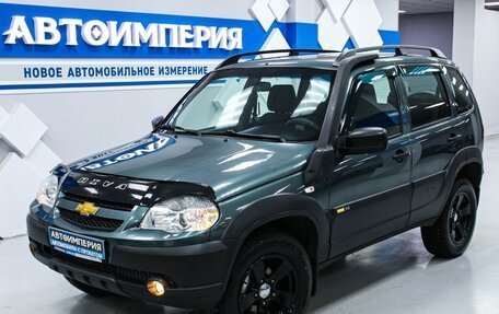 Chevrolet Niva I рестайлинг, 2016 год, 908 000 рублей, 4 фотография