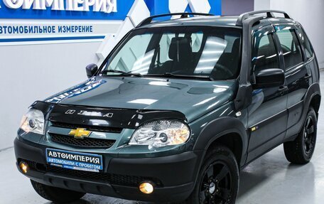 Chevrolet Niva I рестайлинг, 2016 год, 908 000 рублей, 5 фотография