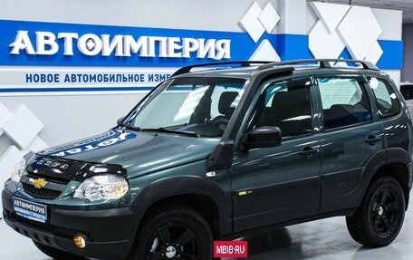 Chevrolet Niva I рестайлинг, 2016 год, 908 000 рублей, 3 фотография