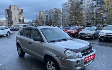 Hyundai Tucson III, 2004 год, 520 000 рублей, 2 фотография