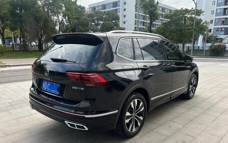 Volkswagen Tiguan II, 2022 год, 3 120 000 рублей, 6 фотография