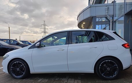 Mercedes-Benz B-Класс, 2019 год, 2 700 000 рублей, 11 фотография