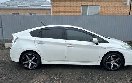 Toyota Prius, 2009 год, 1 300 000 рублей, 14 фотография