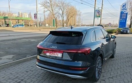 Audi e-tron I, 2020 год, 4 850 000 рублей, 4 фотография