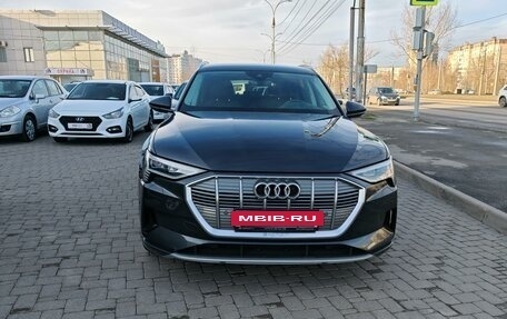 Audi e-tron I, 2020 год, 4 850 000 рублей, 5 фотография