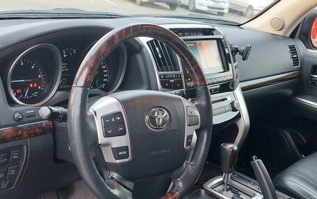 Toyota Land Cruiser 200, 2014 год, 4 580 000 рублей, 12 фотография