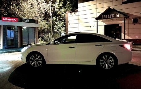 Hyundai Sonata VI, 2011 год, 1 195 000 рублей, 1 фотография