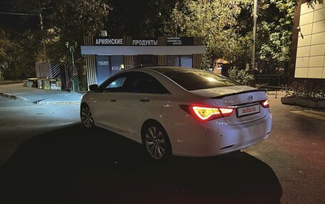 Hyundai Sonata VI, 2011 год, 1 195 000 рублей, 5 фотография