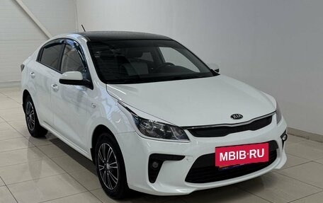 KIA Rio IV, 2018 год, 1 530 000 рублей, 3 фотография