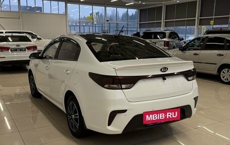 KIA Rio IV, 2018 год, 1 530 000 рублей, 6 фотография