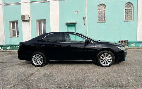 Toyota Camry, 2013 год, 1 950 000 рублей, 4 фотография