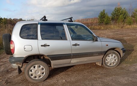 Chevrolet Niva I рестайлинг, 2003 год, 239 000 рублей, 5 фотография