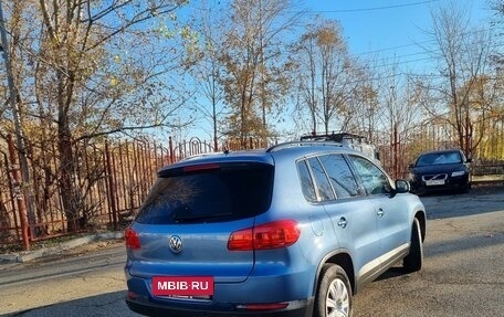 Volkswagen Tiguan I, 2011 год, 900 000 рублей, 2 фотография