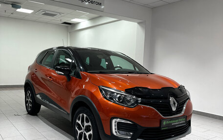 Renault Kaptur I рестайлинг, 2017 год, 1 579 000 рублей, 3 фотография