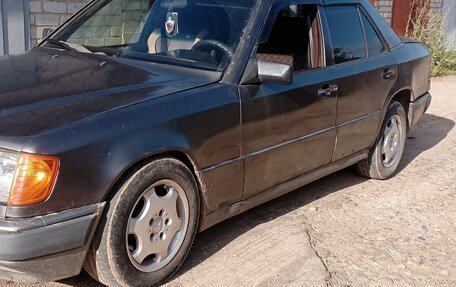 Mercedes-Benz W124, 1990 год, 175 000 рублей, 10 фотография