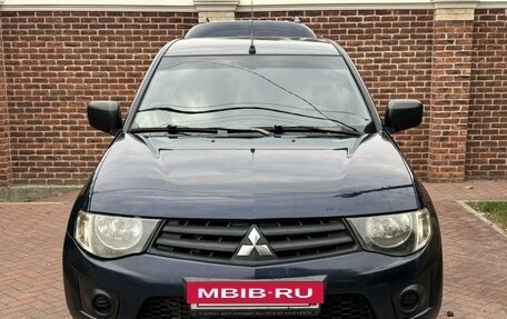 Mitsubishi L200 IV рестайлинг, 2011 год, 1 260 000 рублей, 10 фотография