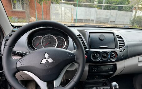 Mitsubishi L200 IV рестайлинг, 2011 год, 1 260 000 рублей, 19 фотография