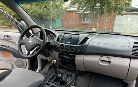 Mitsubishi L200 IV рестайлинг, 2011 год, 1 260 000 рублей, 21 фотография