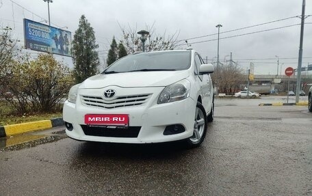 Toyota Verso I, 2011 год, 1 240 000 рублей, 2 фотография