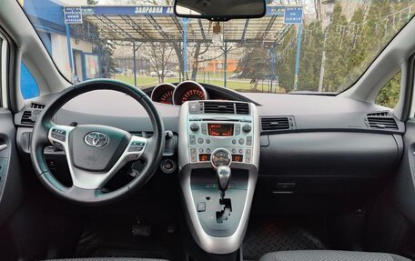 Toyota Verso I, 2011 год, 1 240 000 рублей, 13 фотография