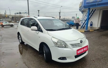 Toyota Verso I, 2011 год, 1 240 000 рублей, 5 фотография