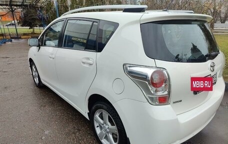 Toyota Verso I, 2011 год, 1 240 000 рублей, 11 фотография