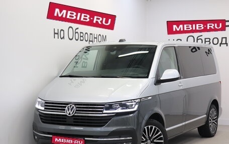 Volkswagen Multivan T6 рестайлинг, 2019 год, 5 700 000 рублей, 1 фотография