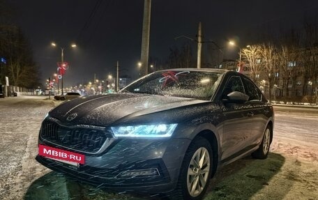 Skoda Octavia IV, 2021 год, 2 800 000 рублей, 2 фотография