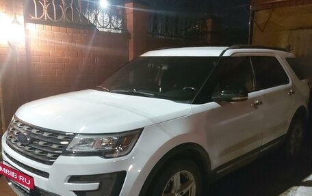 Ford Explorer VI, 2017 год, 2 880 000 рублей, 2 фотография