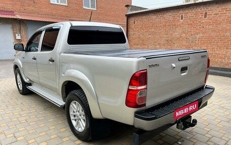 Toyota Hilux VII, 2012 год, 2 390 000 рублей, 2 фотография