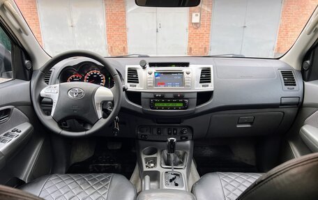 Toyota Hilux VII, 2012 год, 2 390 000 рублей, 14 фотография