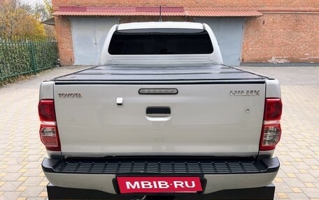 Toyota Hilux VII, 2012 год, 2 390 000 рублей, 3 фотография