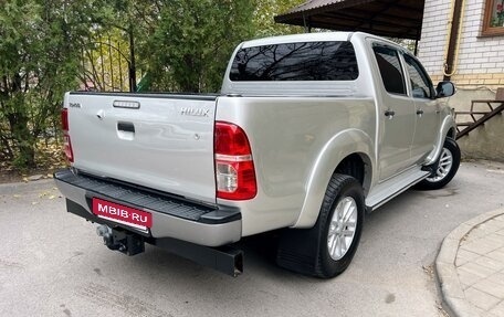 Toyota Hilux VII, 2012 год, 2 390 000 рублей, 27 фотография