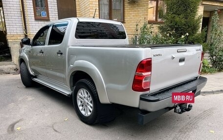 Toyota Hilux VII, 2012 год, 2 390 000 рублей, 28 фотография