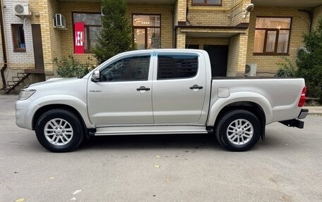 Toyota Hilux VII, 2012 год, 2 390 000 рублей, 33 фотография