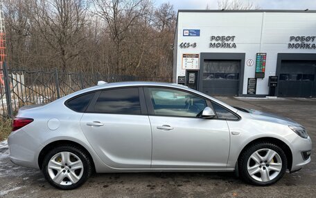 Opel Astra J, 2013 год, 740 000 рублей, 4 фотография