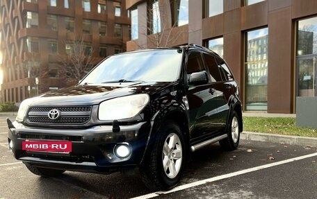 Toyota RAV4, 2005 год, 1 100 000 рублей, 5 фотография