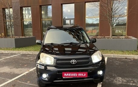 Toyota RAV4, 2005 год, 1 100 000 рублей, 3 фотография