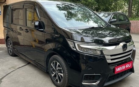 Honda Stepwgn IV, 2019 год, 2 625 000 рублей, 1 фотография