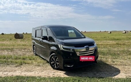 Honda Stepwgn IV, 2019 год, 2 625 000 рублей, 12 фотография