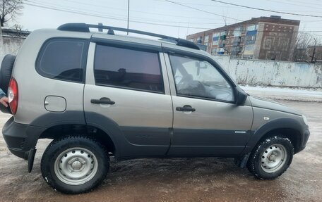 Chevrolet Niva I рестайлинг, 2014 год, 750 000 рублей, 7 фотография