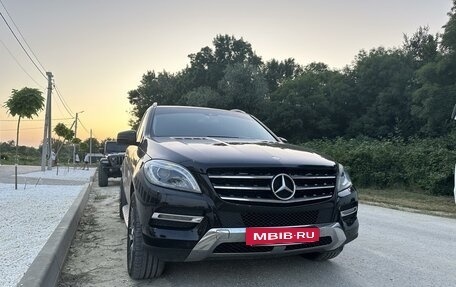 Mercedes-Benz M-Класс, 2014 год, 3 300 000 рублей, 7 фотография